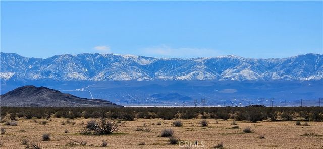 800 Circle C Rd., Lucerne Valley, CA 92356