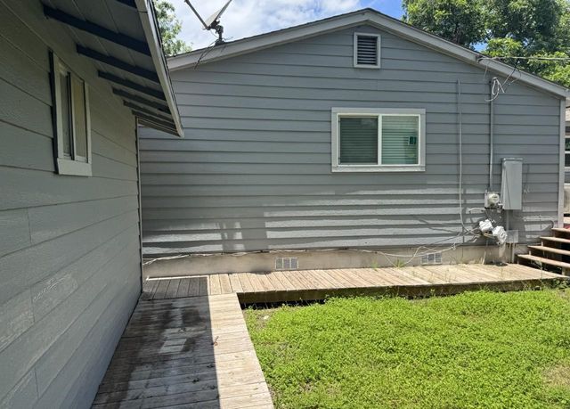 1813 Rhodes RD, Austin, TX 78721