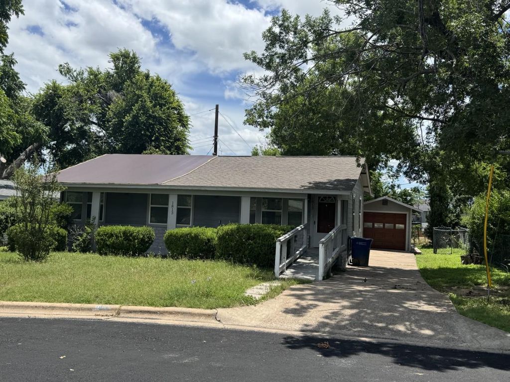 1813 Rhodes RD, Austin, TX 78721