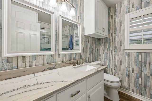 4518 Cimmaron Trail, De Cordova, TX 76049