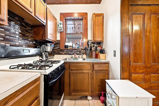 5 Quincy Street, Somerville, MA 02143