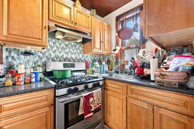 5 Quincy Street, Somerville, MA 02143