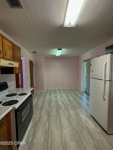 1909 Wilmont Avenue, Panama City, FL 32405