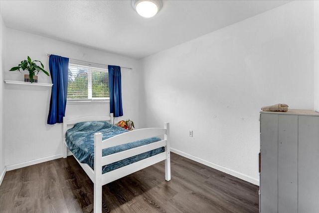 18280 Vista Lane, Cottonwood, CA 96022