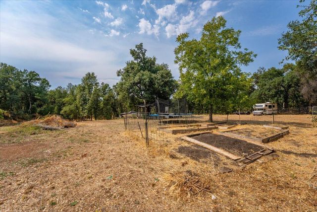 18280 Vista Lane, Cottonwood, CA 96022