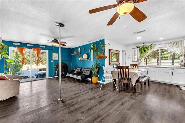 18280 Vista Lane, Cottonwood, CA 96022