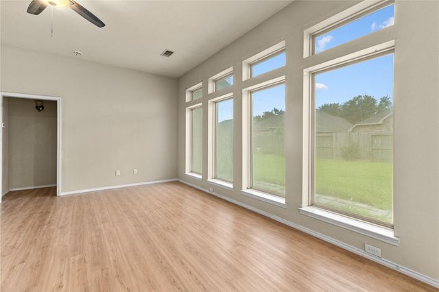 14010 Lake Hollow Drive, Pearland, TX 77584