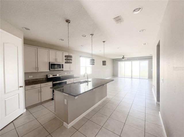 2526 W END DRIVE, St Cloud, FL 34772