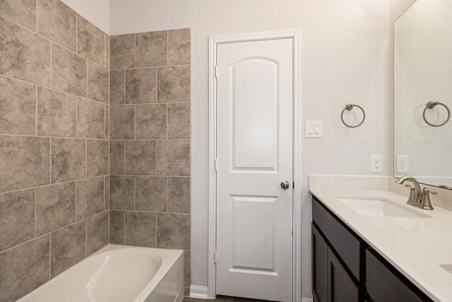 1906 Beckett Street, Bay City, TX 77414