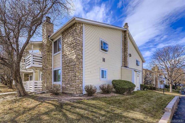 8555 Fairmount Drive H106, Denver, CO 80247