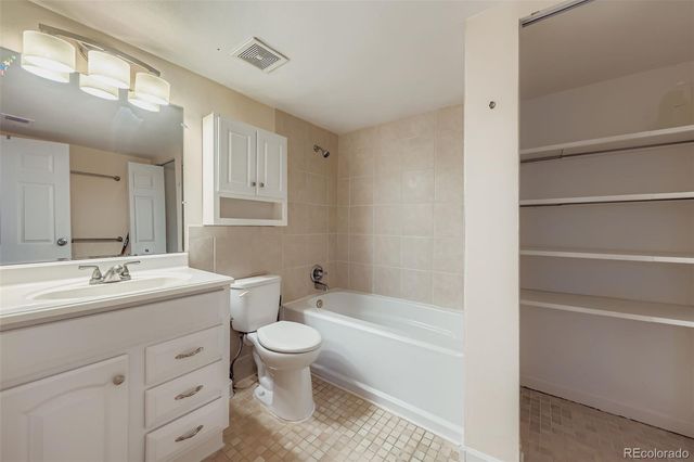 8555 Fairmount Drive H106, Denver, CO 80247