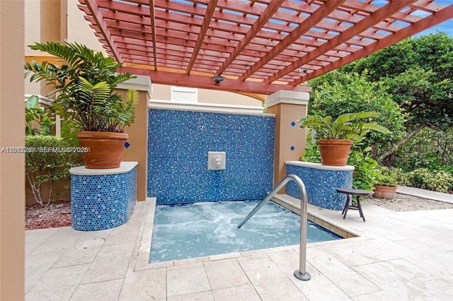 19555 E Country Club Dr 8502, Aventura, FL 33180
