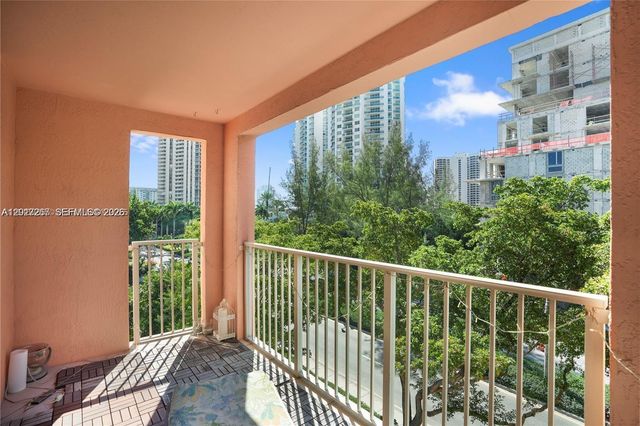 19555 E Country Club Dr 8502, Aventura, FL 33180