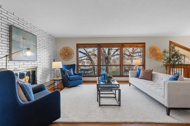 50 Willow Wood Drive, Excelsior, MN 55331