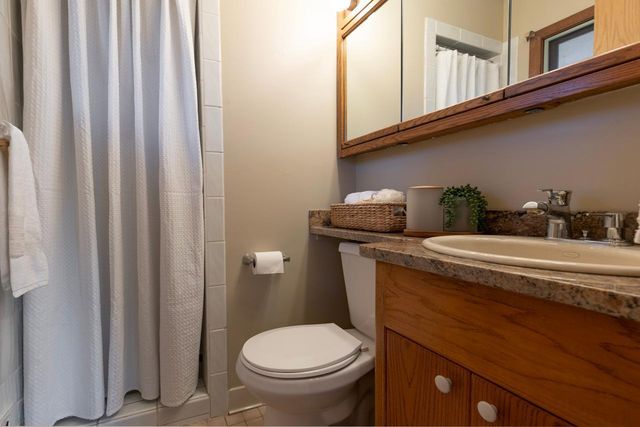 50 Willow Wood Drive, Excelsior, MN 55331