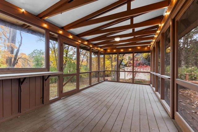 50 Willow Wood Drive, Excelsior, MN 55331