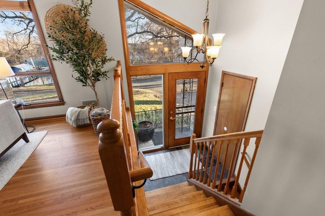 50 Willow Wood Drive, Excelsior, MN 55331