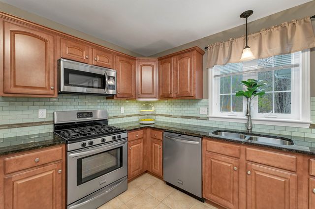 217 Steam Mill Road, Auburn, NH 03032