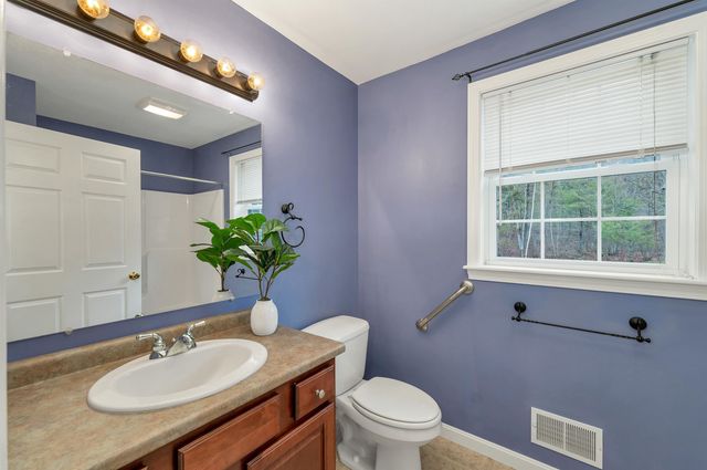 217 Steam Mill Road, Auburn, NH 03032