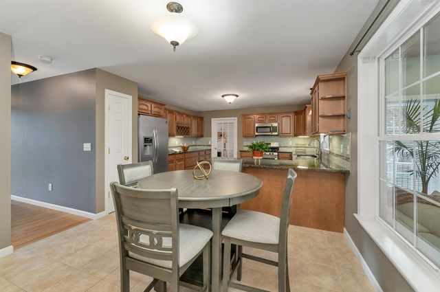217 Steam Mill Road, Auburn, NH 03032