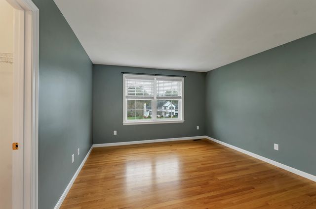 217 Steam Mill Road, Auburn, NH 03032