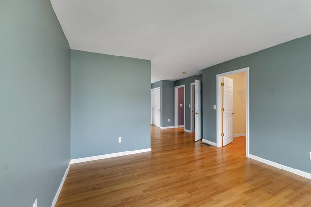217 Steam Mill Road, Auburn, NH 03032