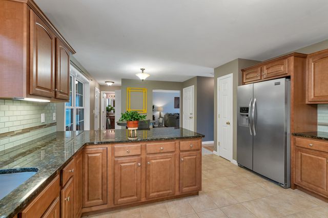 217 Steam Mill Road, Auburn, NH 03032