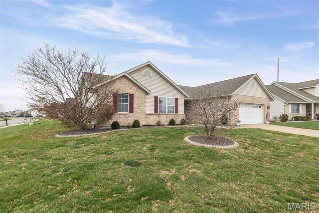 5194 Depaul Drive, Fairview Heights, IL 62208