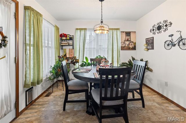 5194 Depaul Drive, Fairview Heights, IL 62208