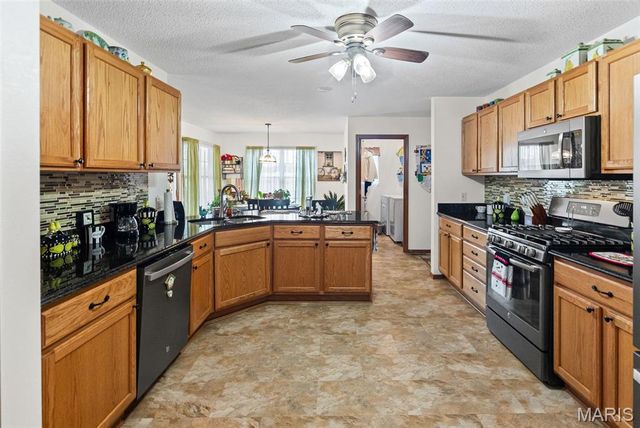 5194 Depaul Drive, Fairview Heights, IL 62208