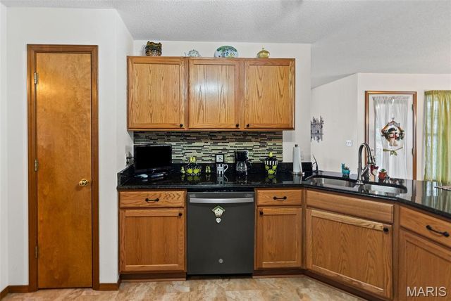 5194 Depaul Drive, Fairview Heights, IL 62208