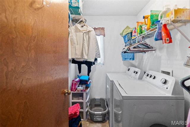 5194 Depaul Drive, Fairview Heights, IL 62208