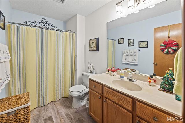 5194 Depaul Drive, Fairview Heights, IL 62208