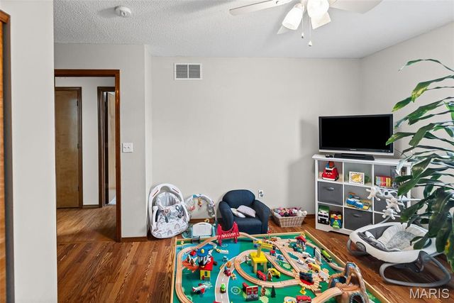 5194 Depaul Drive, Fairview Heights, IL 62208