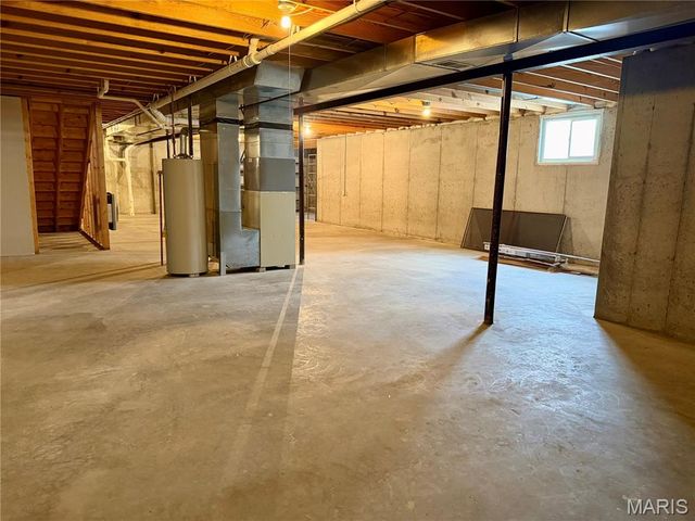 5194 Depaul Drive, Fairview Heights, IL 62208