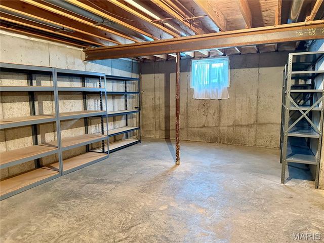 5194 Depaul Drive, Fairview Heights, IL 62208