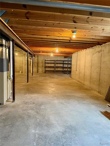 5194 Depaul Drive, Fairview Heights, IL 62208