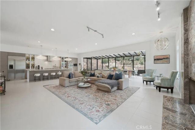 6060 Pachappa Drive, Riverside, CA 92506