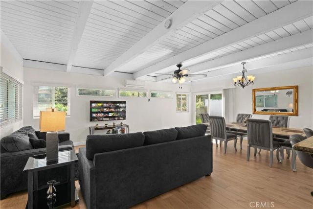 23712 San Dona, Laguna Hills, CA 92653