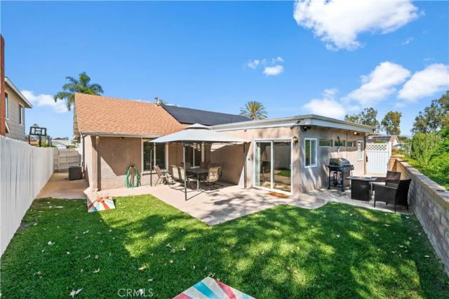 23712 San Dona, Laguna Hills, CA 92653