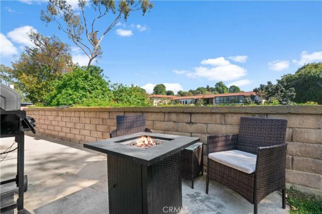 23712 San Dona, Laguna Hills, CA 92653