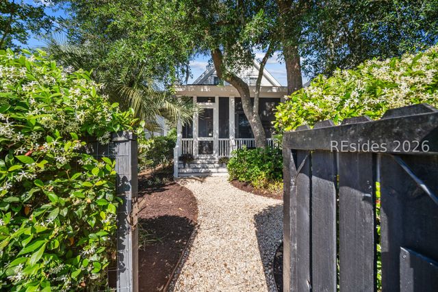 7 Canton Row, Beaufort, SC 29906