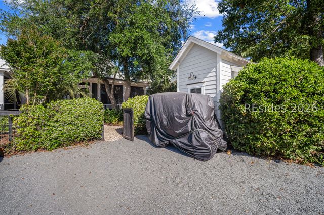 7 Canton Row, Beaufort, SC 29906