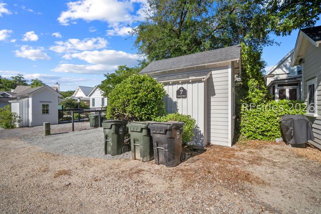 7 Canton Row, Beaufort, SC 29906