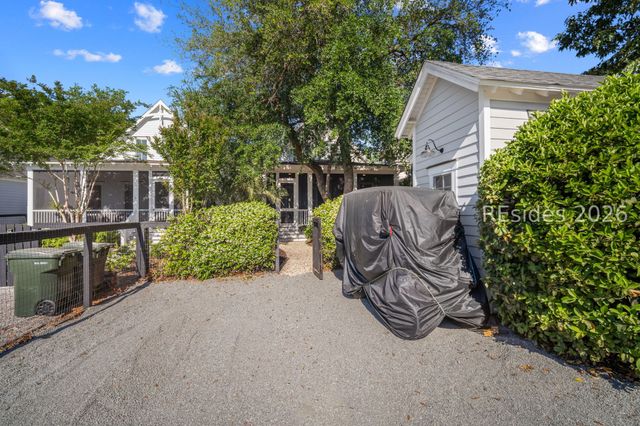 7 Canton Row, Beaufort, SC 29906