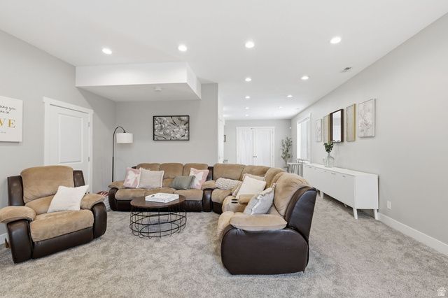 555 N 750 E, Hyde Park, UT 84318