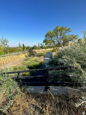 555 N 750 E, Hyde Park, UT 84318