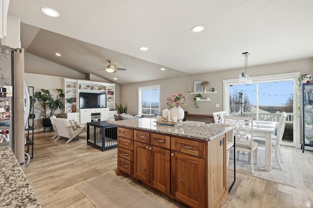 555 N 750 E, Hyde Park, UT 84318