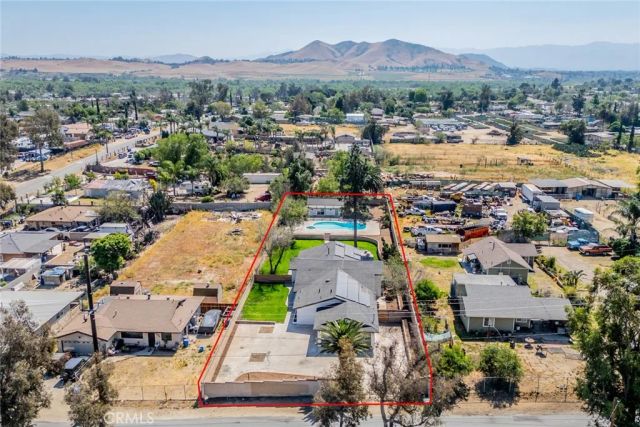 10524 58th Street, Jurupa Valley, CA 91752