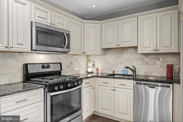 28 WINDMILL, Erial, NJ 08081
